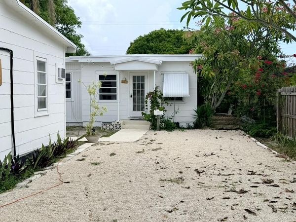 1124 18th Avenue N, Unit 1, Lake Worth Beach, FL 33460