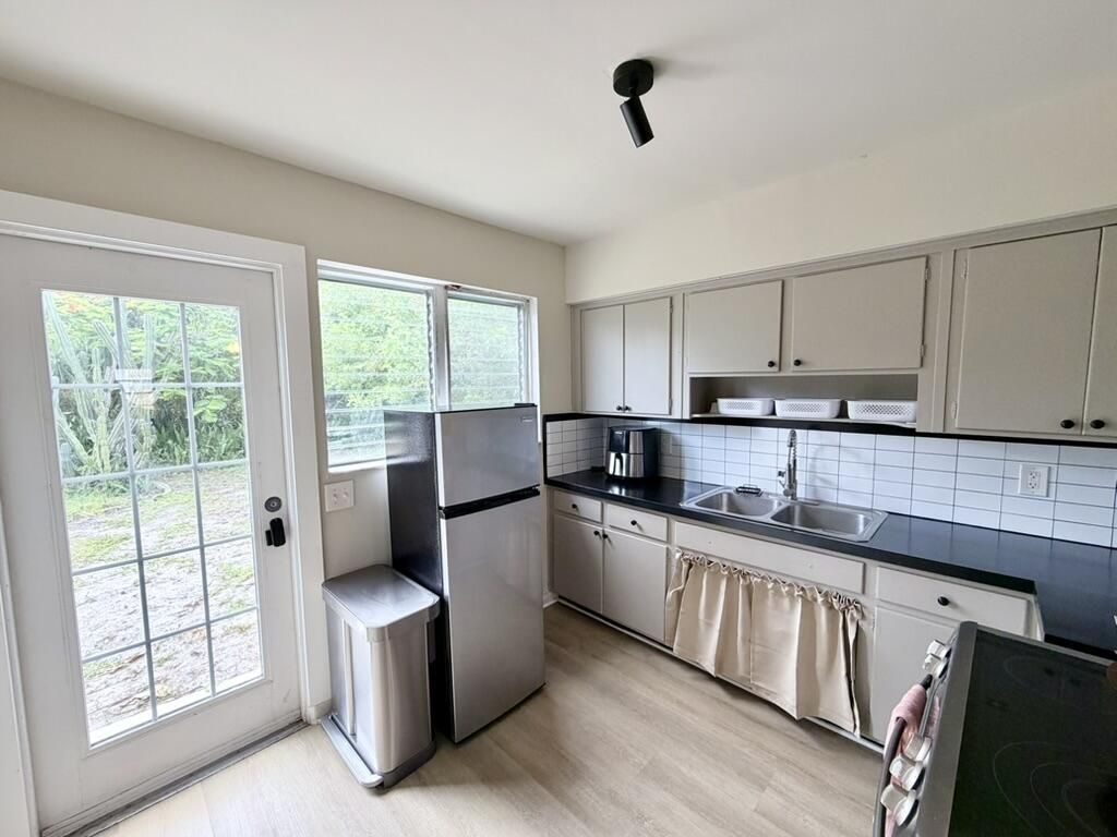 1124 18th Avenue N, Unit 1, Lake Worth Beach, FL 33460 Photo