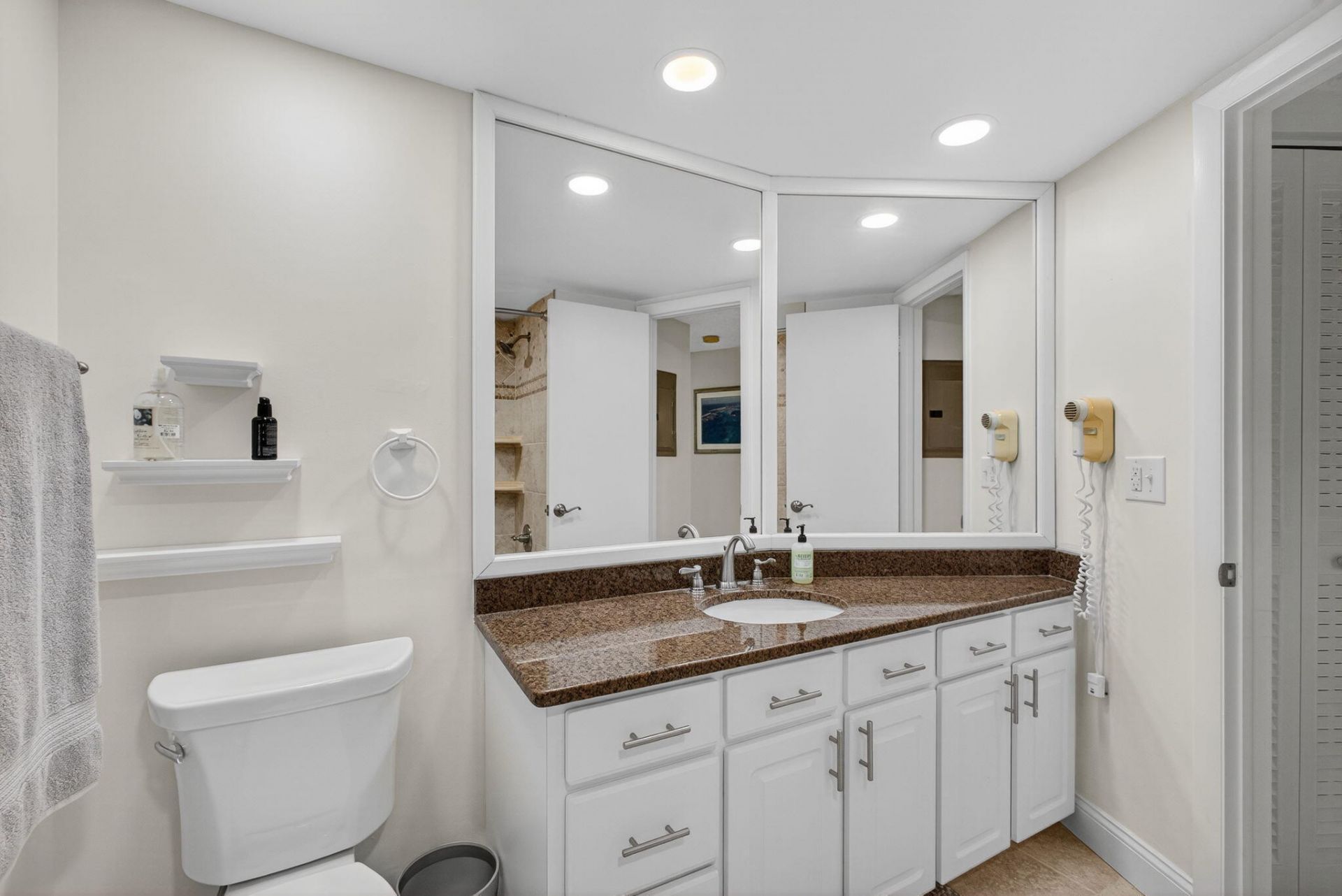 2800 N Ocean Drive, Unit A-3a, Singer Island, FL 33404 Photo