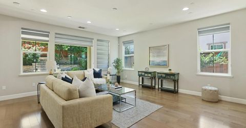 262 W Huntington Ave, Mountain House, CA 95391 Photo
