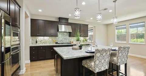 262 W Huntington Ave, Mountain House, CA 95391 Photo