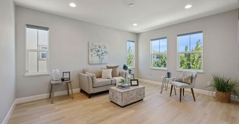 262 W Huntington Ave, Mountain House, CA 95391 Photo