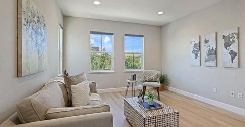 262 W Huntington Ave, Mountain House, CA 95391 Photo
