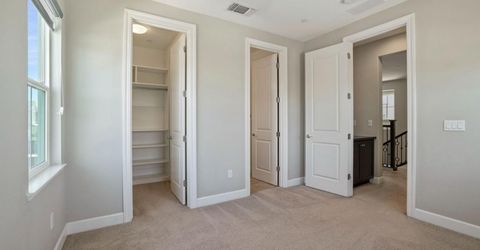 262 W Huntington Ave, Mountain House, CA 95391 Photo