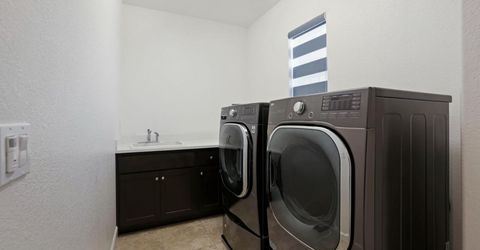 262 W Huntington Ave, Mountain House, CA 95391 Photo