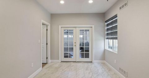 262 W Huntington Ave, Mountain House, CA 95391 Photo