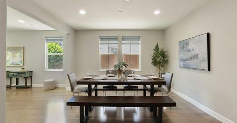 262 W Huntington Ave, Mountain House, CA 95391 Photo