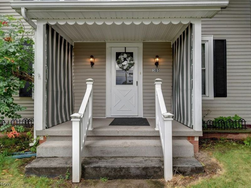 305 Main Street W, Beach City, OH 44608 Photo 3