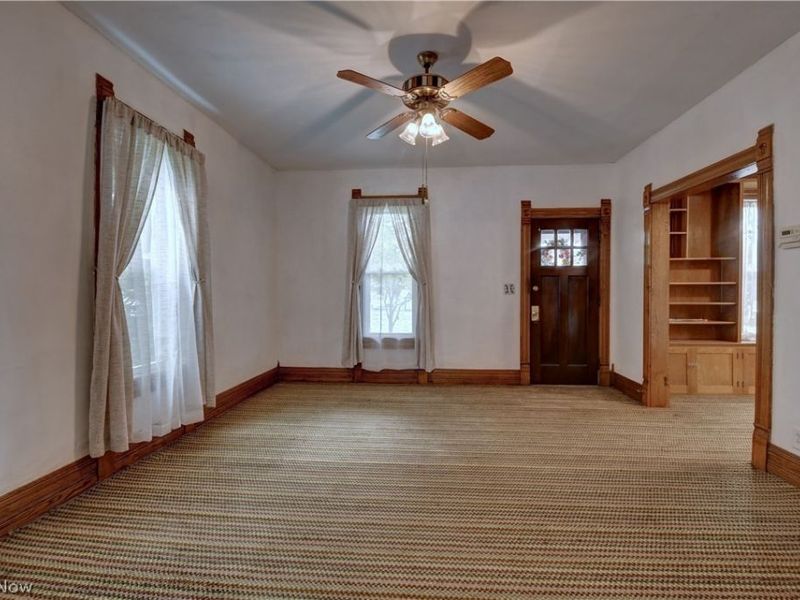 305 Main Street W, Beach City, OH 44608 Photo 6