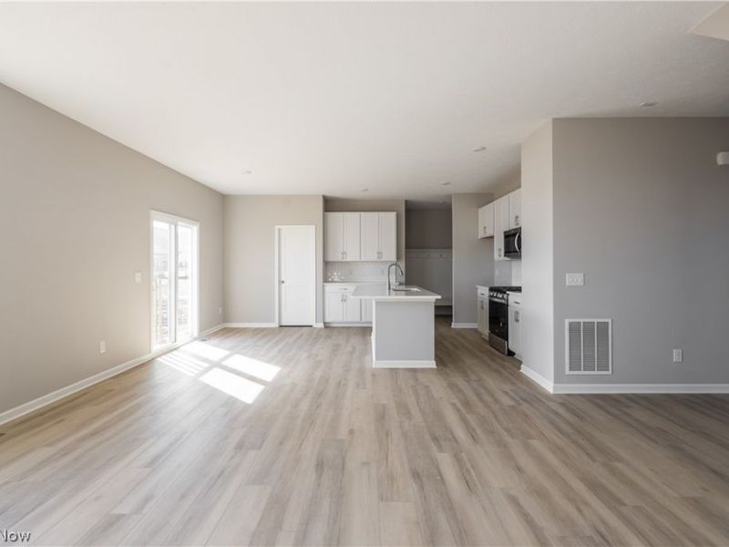 3663 Great Windsor Lane, Uniontown, OH 44685 Photo 4