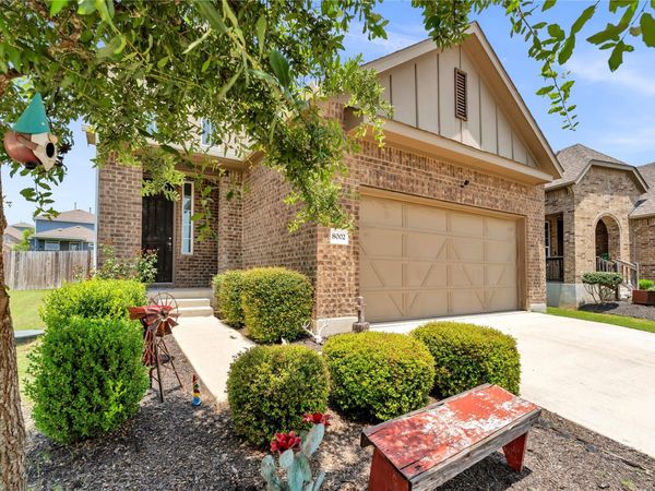 8002 Autumn Moor BND, Lago Vista, TX 78645