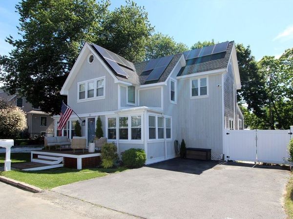 22 Maple Street, Wareham, MA 02571