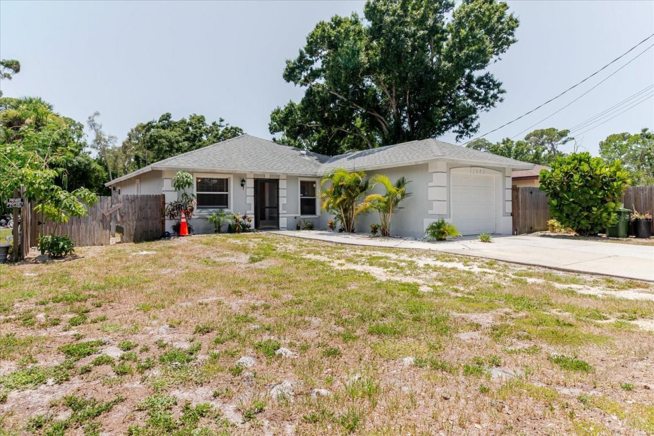 1080 Mecca Drive, Sarasota, FL 34234 Photo