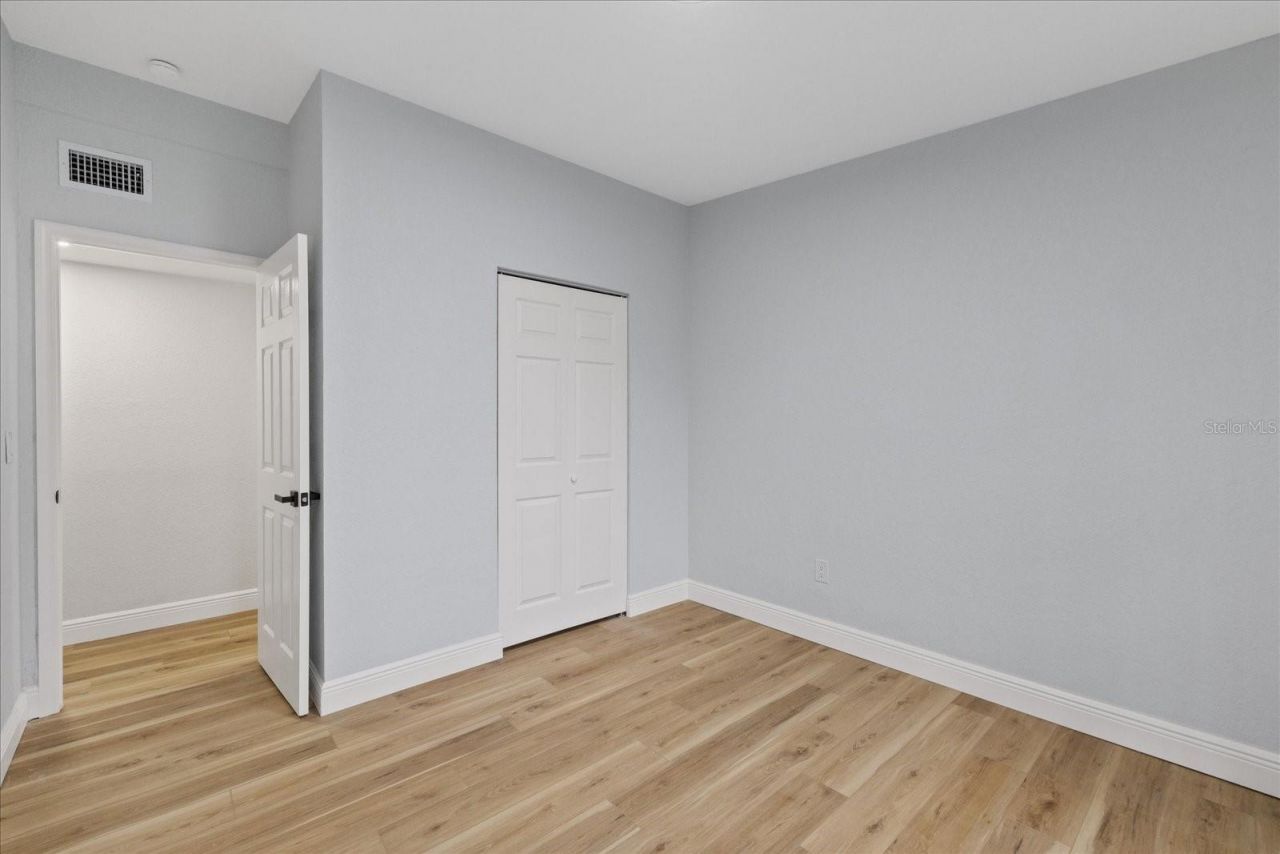 1130 Dogwood Avenue, Tampa, FL 33613 Photo