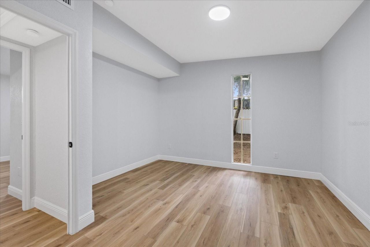 1130 Dogwood Avenue, Tampa, FL 33613 Photo