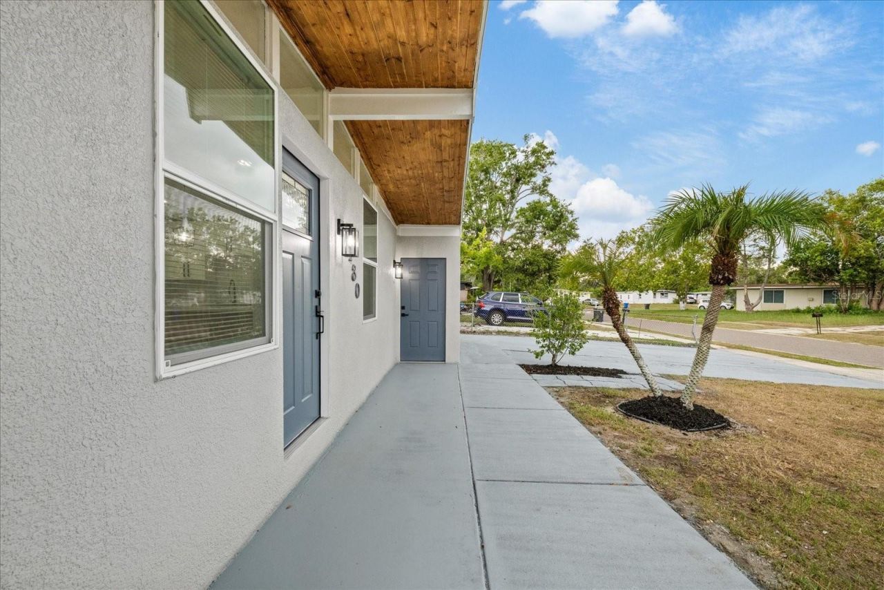 1130 Dogwood Avenue, Tampa, FL 33613 Photo