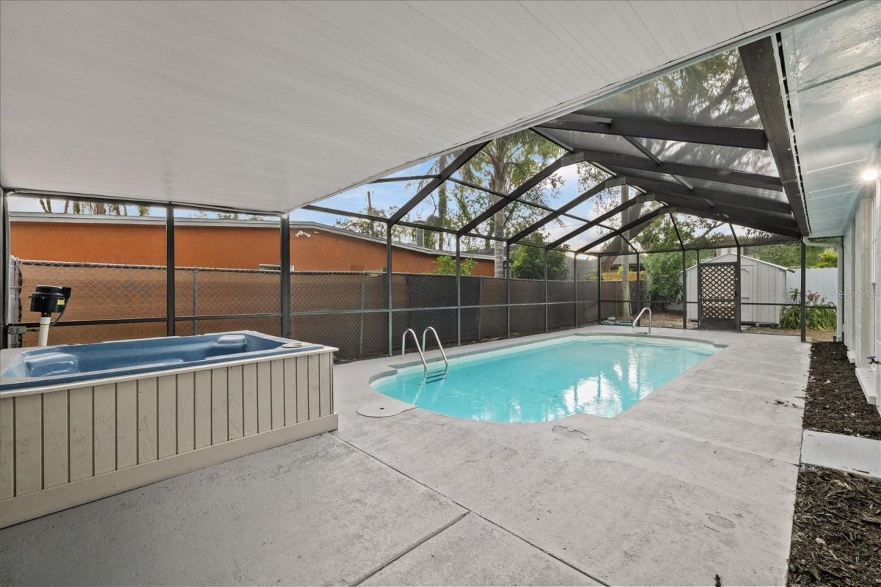 1130 Dogwood Avenue, Tampa, FL 33613 Photo