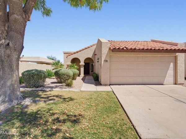 730 W SUMMIT Place, Chandler, AZ 85225