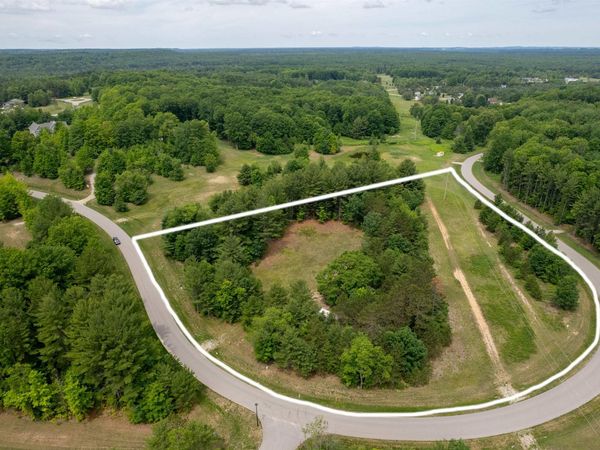 5502 Paradise Ranch, Kingsley, MI 49649
