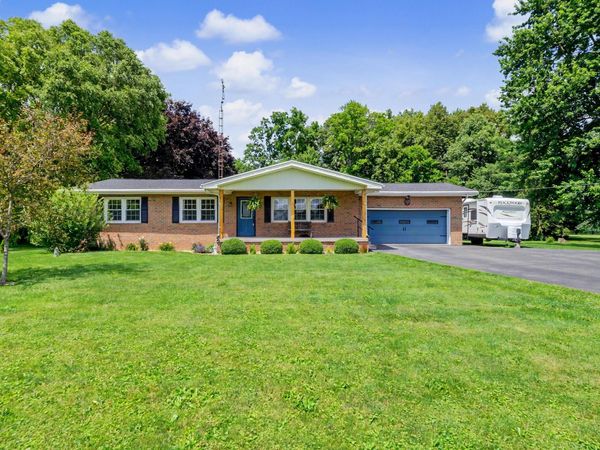 1584 Nevada Wynford Road , Bucyrus, OH 44820