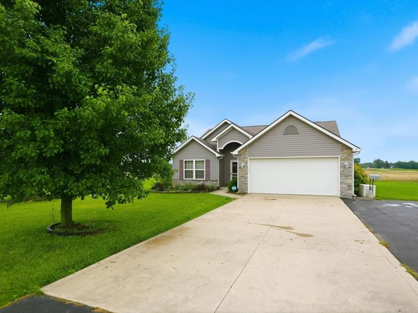 14940 Feighner Road, Roanoke, IN 46783