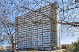 1520 Senate Street  photo 4