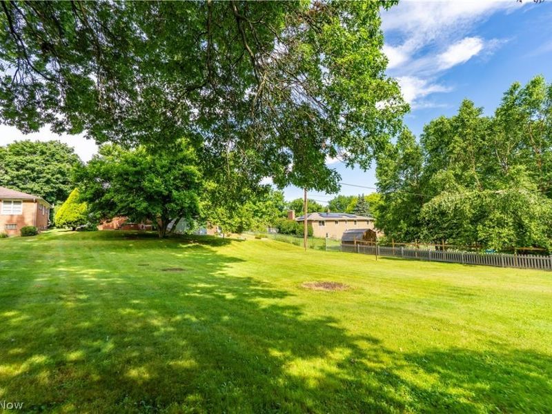 500 N Marion Avenue, Louisville, OH 44641 Photo 7