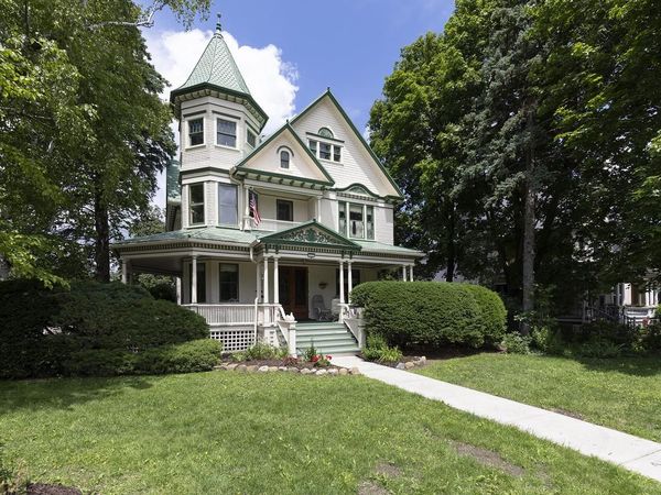 622 W Main STREET, Whitewater, WI 53190
