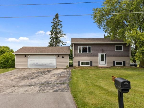 N2749 EVERGREEN LANE, Appleton, WI 54913