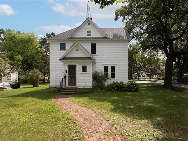 520 12th Street SE, Menomonie, WI 54751