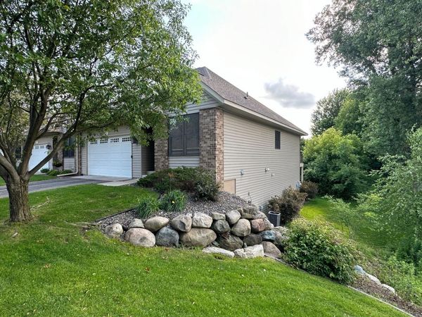 2734 Lindsey Court, New Brighton, MN 55112