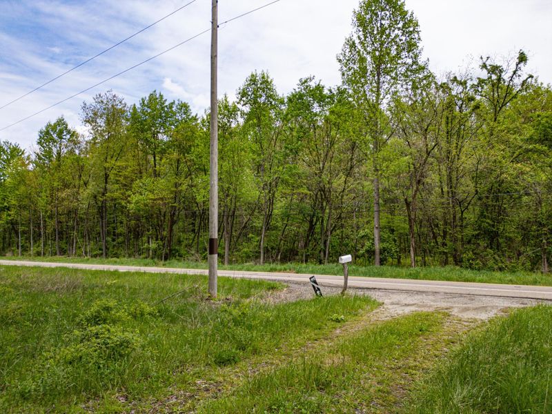 12025 Pleasant Valley Road NE, Frazeysburg, OH 43822 Photo 1
