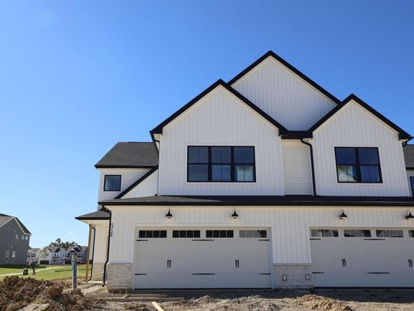 5726 Dutch Lane, Powell, OH 43065