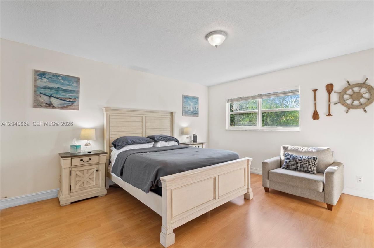 2424 NE 9th St , Unit 207, Fort Lauderdale, FL 33304 Photo