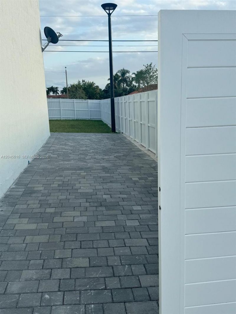 12760 SW 215th Ter , Miami, FL 33177 Photo