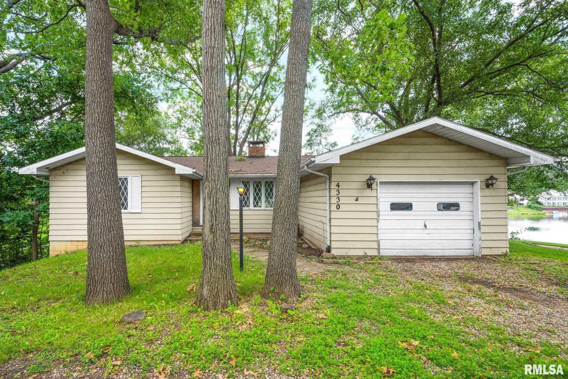 4330 S Banbury Cove, Mapleton, IL 61547 Main Photo