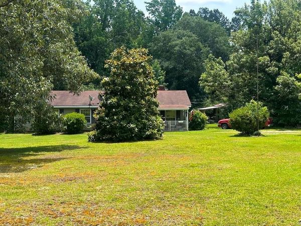 62 Cotton Road , Winterville, GA 30683