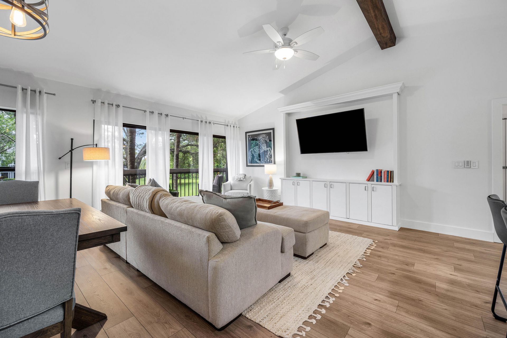 11863 Wimbledon Circle, Unit 504, Wellington, FL 33414 Photo