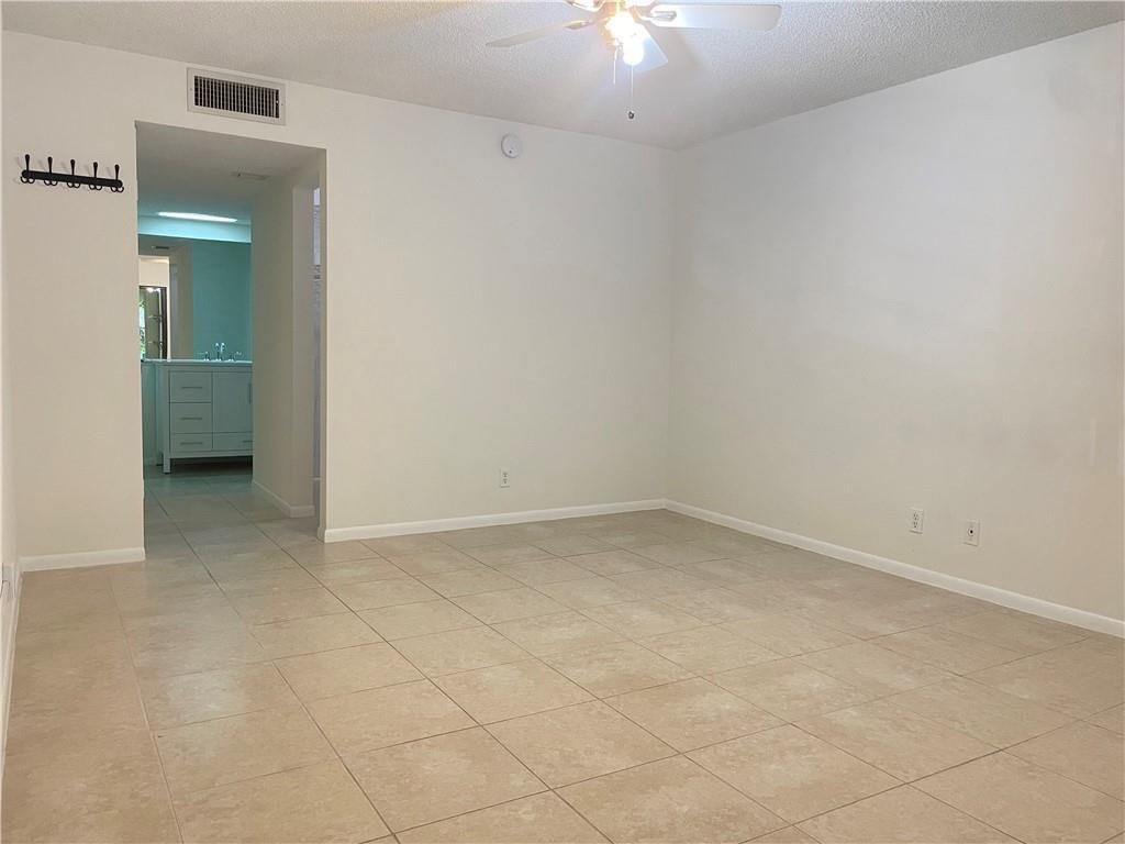 2307 S Cypress Bend Drive, Unit 207a, Pompano Beach, FL 33069 Photo