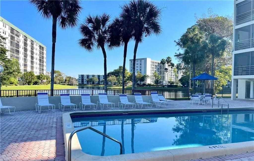 2307 S Cypress Bend Drive, Unit 207a, Pompano Beach, FL 33069 Photo