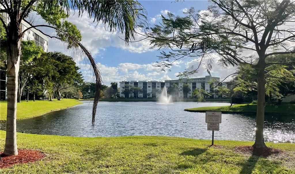 2307 S Cypress Bend Drive, Unit 207a, Pompano Beach, FL 33069 Photo