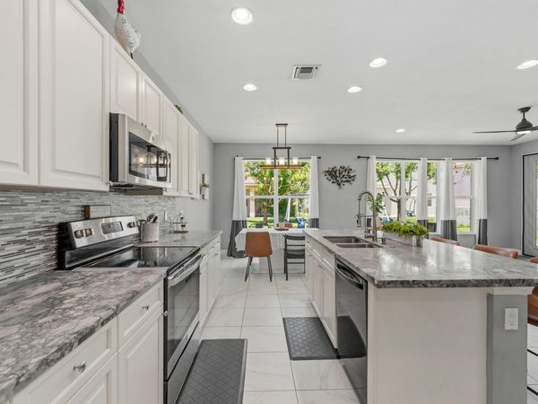 1327 NW Leonardo Circle, Port St. Lucie, FL 34986