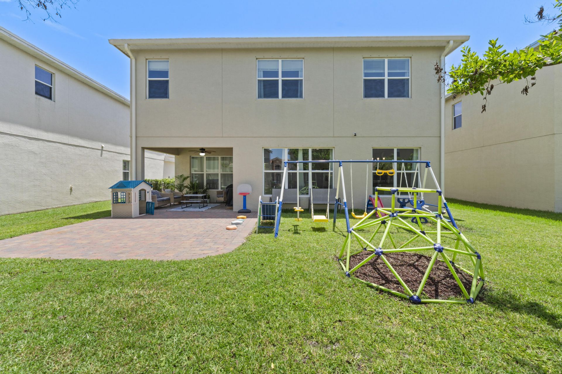 1327 NW Leonardo Circle, Port Saint Lucie, FL 34986 Photo