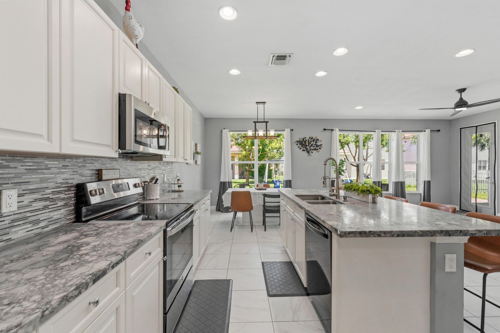 1327 NW Leonardo Circle, Port Saint Lucie, FL 34986 Photo
