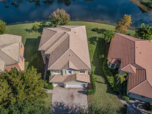 6027 Arlington Way, Fort Pierce, FL 34951