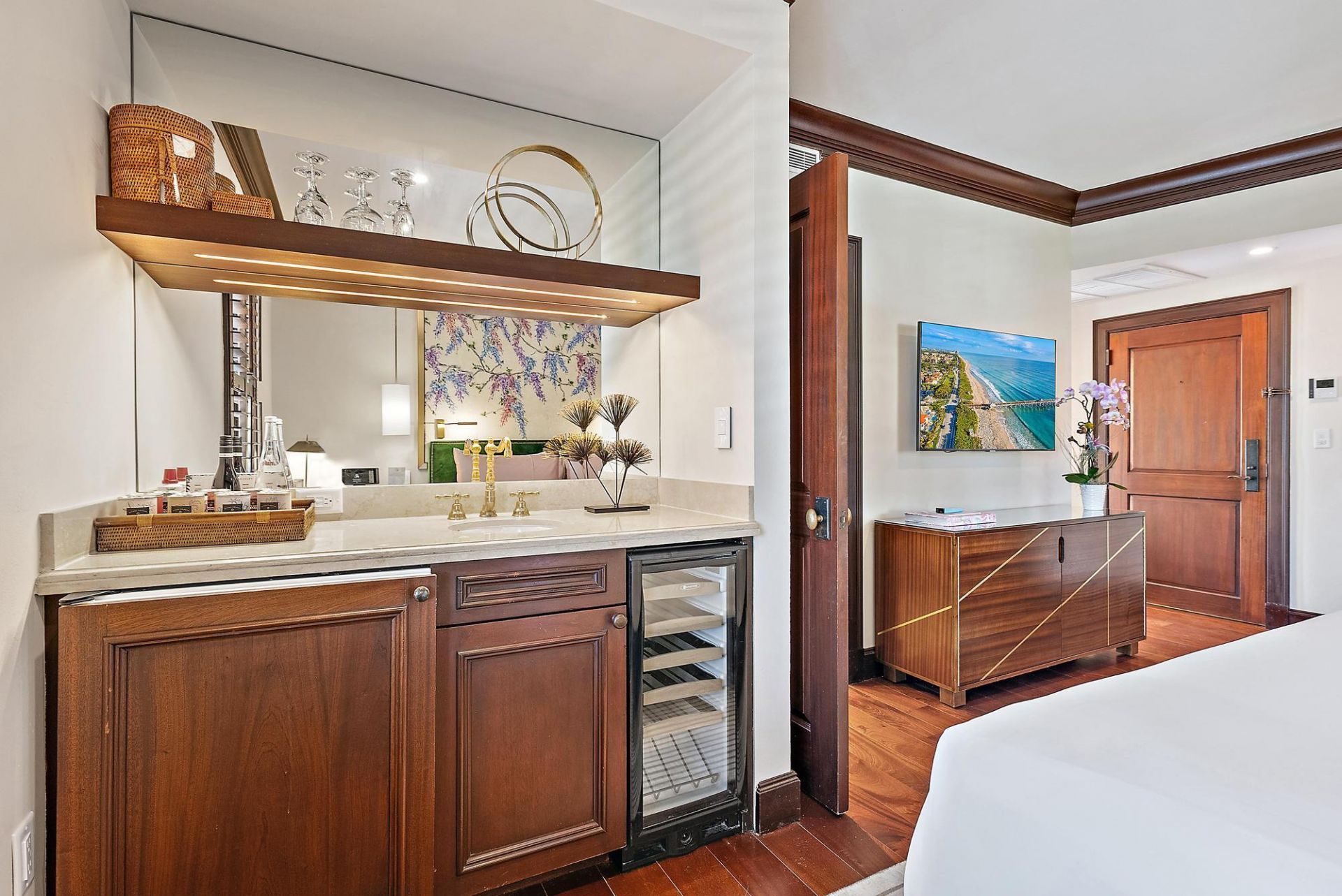 301 Australian Avenue, Unit 305, Palm Beach, FL 33480 Photo