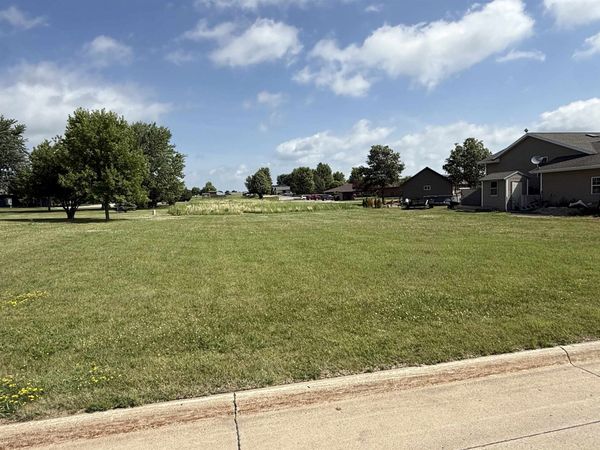 00 23rd Street, Spirit Lake, IA 51360