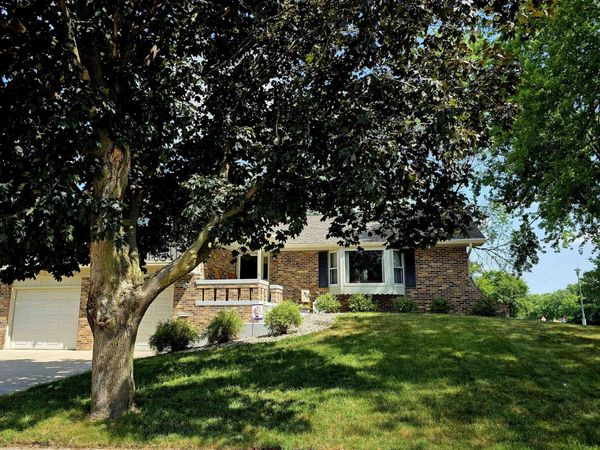 1103 Michaels Court, Spencer, IA 51301