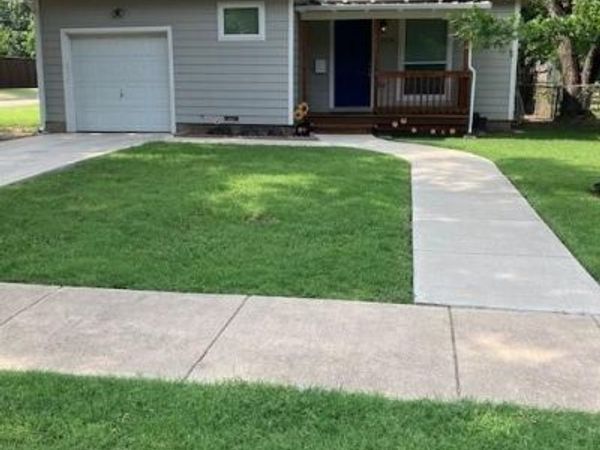 1718 NW Dallas Street, Grand Prairie, TX 75050