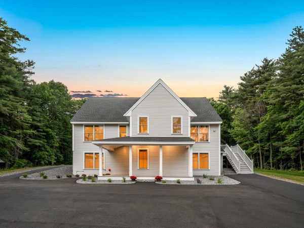 427 Middle Rd, Brentwood, NH 03833